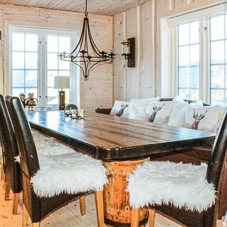5 Bedroom Nice Home In Matredal Bagian luar foto